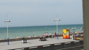 FRONT DE MER ET FALAISE 317 1er Étage Lit fait WifI